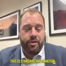 Peggy Popham's Instagram, Twitter & Facebook