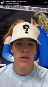 Alexis Titus's Instagram, Twitter & Facebook