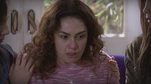 Es una figura reconocida del teatro, la televisión y sobre todo se la conoce como la musa del cine chileno porque. Tamara Acosta Deleita A Los Seguidores De Pacto De Sangre Con Su Talento En Brutal Escena Tv Y Espectaculo Biobiochile