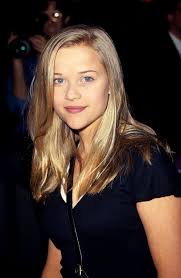 Reece witherspoon hair reese witherspoon book club fancy hairstyles hairstyles with bangs medium hair styles curly hair styles reese whiterspoon great hair hair cuts. Reese Witherspoon S Natural Hair Color Popsugar Beauty