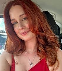 Michelle Barden's Instagram, Twitter & Facebook