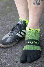 Performance Running No Show Toe Socks From Injinji Injinji Is The Master Of Making Running Socks With Toes Their Lightweight D Toe Socks Running Socks Socks