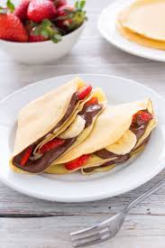 Crepes Alla Nutella Fragole E Banana Ricetta Veloce E Golosissima Ricetta Ricette Crepes Per Colazione Cibo Delizioso