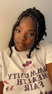 Being Selective in Social Relationships and Associations