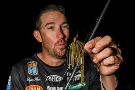 Shane Lineberger's Instagram, Twitter & Facebook