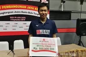 Hendra setiawan dan mohammad ahsan saat berlaga di final mlaysia open 2015. Hendra Setiawan Cs Diguyur Bonus Pb Jaya Raya Usai Kejuaraan Dunia Antara News