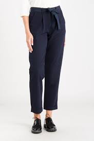 Créée 1932, 3 suisses est la référence française d'achats mode et décoration pour toutes les occasions. La Fee Maraboutee Pantalon Fc1660 Bleu Marine Femme Des Marques Et Vous