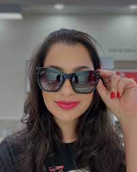 Morena Rosa na Ótica Diniz! ✨ A ousadia e a sofisticação que você ama agora  também nos detalhes dos seus óculos! 😍🔥 Encontre na Ótica Diniz os  modelos exclusivos da Morena Rosa,