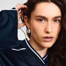 Silver Lotus (@silverlotusosborne) · Instagram 照片和视频