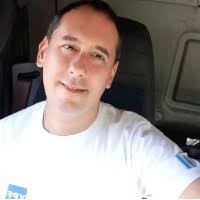 80+ perfiles de «Mautone»