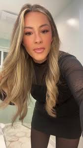 Stylish and Comfy Halara Breezeful Pleated Skirt Outfit