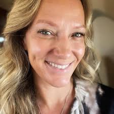 Wishing my sweet Amber a very Happy Birthday! She keeps saying how  overwhelmed she is by all the love she's receiving from family and friends.  I told her all the love &