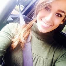 Savannah Meeks's Instagram, Twitter & Facebook