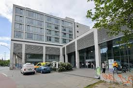 Die abläufe sind gut strukturiert und organisiert. Tests Linien System Ops Wie Corona Den Alltag In Der Endo Klinik Verandert Mopo De