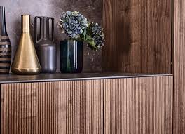 Į daugiau nei 100 kitų kalbų ir atvirkščiai. Leicht Kitchen 2021 Bossa Walnut News