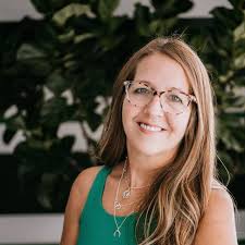 Anyone know who to call about an injured bunny?