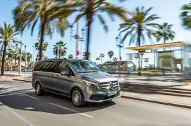 Alle automarken von a bis z, hunderte baureihen und noch mehr modelle findest du auf autoplenum. Mercedes Benz V 300d 4matic Test Lohnt Sich Die Neue Leistungsstufe Autophorie De