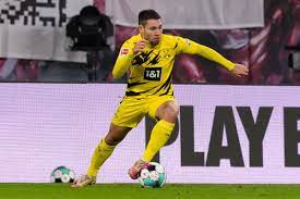Born 22 december 1993) is a portuguese professional footballer who plays for german club borussia dortmund and the portuguese national team mainly as a left back but also as a left midfielder. Raphael Guerreiro Almost Signed For Psg In 2019 Fear The Wall