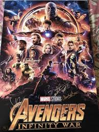1500 x 2250 jpeg 3947 кб. Avengers Infinity War Cast Signed 20x30 Holland Hemsworth Brolin Boseman 9 Names 1926912585