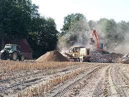 Bernhard Spiering Inh. Daniel Spiering Erdarbeiten Bauschuttrecycling...