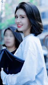Her mother is korean, and her father is actor matthew douma. Jeon So Mi Wallpapers Top Free Jeon So Mi Backgrounds Wallpaperaccess