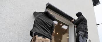 Retrouvez chez leroy merlin notre sélection de 141 produits, au prix le plus juste, sur un large choix de marques et de références, disponibles en magasin ou livrés rapidement à votre domicile. Prix Volet Aluminium Battant Et Roulant 2021 Allotravaux Com