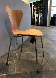 Angeboten wird hier 1 von 4 originalen fritz hansen stühle der serie 7/3107. Fritz Hansen Stuhl Die Serie 7 3107 Eiche Designermobel Raubling