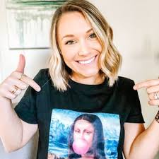 Hillary Higginbotham's Instagram, Twitter & Facebook