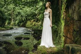 Enter & enjoy it now! Moderne Zeitlose Brautkleider In Dresden Calesco Couture