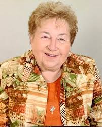 Patricia Hess's Instagram, Twitter & Facebook