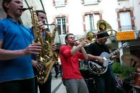 Mise en ligne de la programmation début juin. Fete De La Musique Pas De Concert De Musiciens Amateurs Dans La Rue Annonce Le Ministere