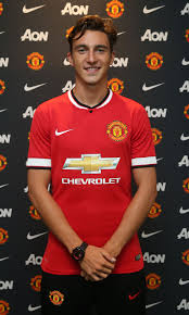 Manchester united have signed torino defender matteo darmian for an undisclosed fee, reported to be £12.7m. United Sign Matteo Darmian Manchester United Manchester United Players Manchester United Football Club
