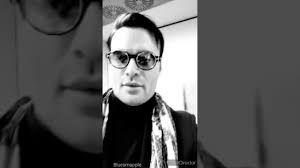 The bodyguard michael bryce continues his friendship with assassin darius kincaid as they try to save darius' wife sonia.the bodyguard michael bryce continues his friendship with giulio berruti. Giulio Berruti Wife