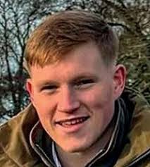 Alan Hutcheon's Instagram, Twitter & Facebook