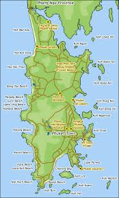 Au centre, on trouve une vaste plaine, la plaine alluviale du menam chao phraya, le plus grand fleuve thaïlandais. Carte De Phuket Circuits Sejours Thailande