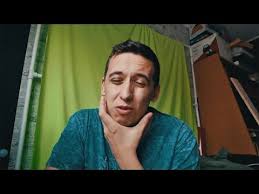 Inainte sa mergi la dentist sau la farmacie daca esti acasa si nu te deranjeaza gustul si mirosul de usturoi, poti apela cu incredere la aceasta solutie pentru a trata durerea de masea. Ma Doare Maseaua Vlog 444 Youtube