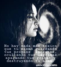 Frases de dolor en el corazón las paredes que construyes para proteger tu corazón de el dolor y la tristeza , impiden que entre la alegría y el amor. Frases De Dolor Y Tristeza Startseite Facebook
