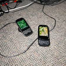Palm Palm Pre Plus vs. Palm Pixi Plus ...