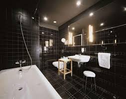 Badezimmer Im Minimalistischen Stil 50 Dunkle Designs Bad Fliesen Designs Bad Design Modernes Badezimmer