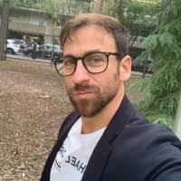 20+ "David Gras" profiles