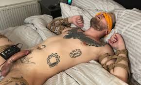 Edged, Electrod and Bound @ RawFuckClub.com - Twisted Pig