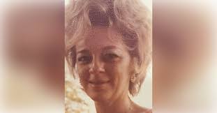 Joanne Swanson's Instagram, Twitter & Facebook