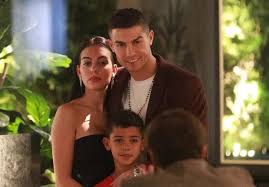 Welcome to all eurofootballrumours.com fans from all over the world. Georgina Rodriguez S Father Is A Drug Dealer Cristiano Ronaldo Doesn T Care Soccer Is Okay Netral News