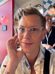 Is it dull to troll scammers? Here is me laying in bed and a random scammer  starts trying to sell me a bike. You have to love his enthusiasm at trying  to