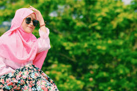 Lihat ide lainnya tentang jilbab cantik, kecantikan, gaya hijab. Hijabcantik Hashtag On Twitter