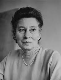 Discover and read the best of Twitter Threads about #WomensHistoryMonth