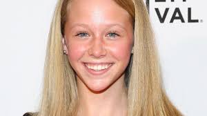 Now, she resides in los angeles and juggles college with. Mpwto1wqzgmr9m