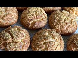 حرشة الذرة بالفرن بطريقة عجيبة خبز الذرة بالفرن Youtube In 2020 Food Bread