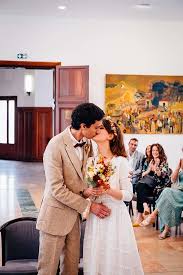 Le mariage de marina & arne au chateau de pech redon, près de carcassonne par malvina photographe. Sarah Freddy Un Mariage Retro Et Eco Friendly A Carcassonne Blog Mariage Mariage Original Pacs Deco