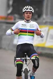 Le jeune britannique a ouvert les six tours et une boucle de départ en 1:20:55, s'imposant à 1 minute d'avance sur mathieu van der poel. Tom Pidcock Un Champion Sur La Ronde De L Isard Haute Garonne Le Petit Journal